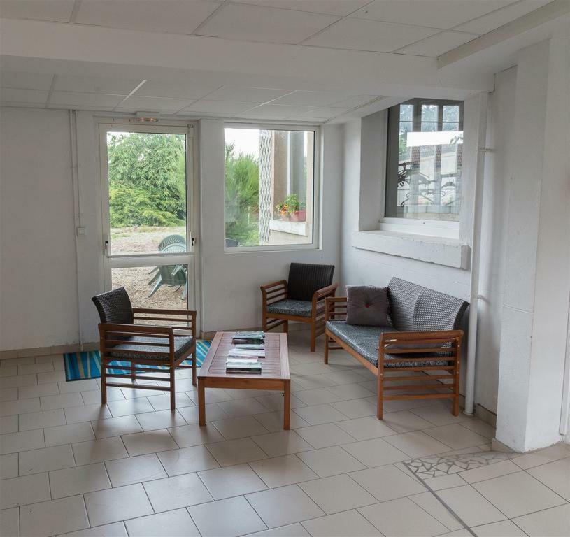 Hotel Du Cygne De La Croix Blanche Lailly-en-Val Екстер'єр фото